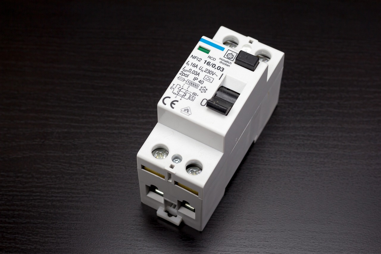 The Role Of Surge Protectors In Rewired Homes