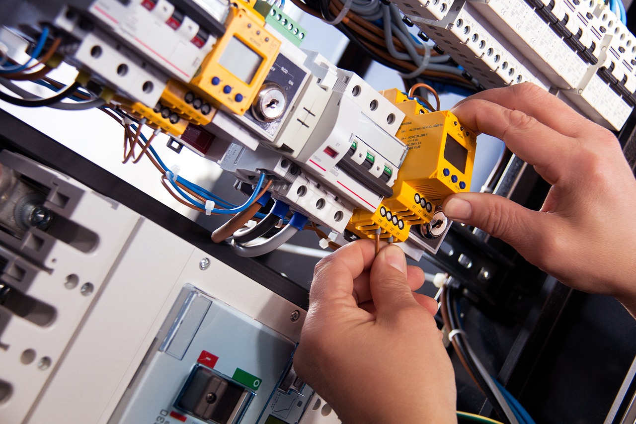 How Electric Contractors Ensure Safety In Rewiring Projects
